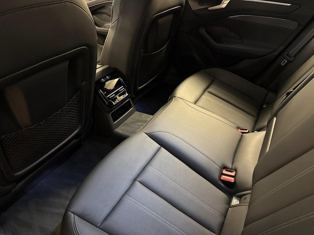 2026 Audi A6 Premium Plus - Photo 11