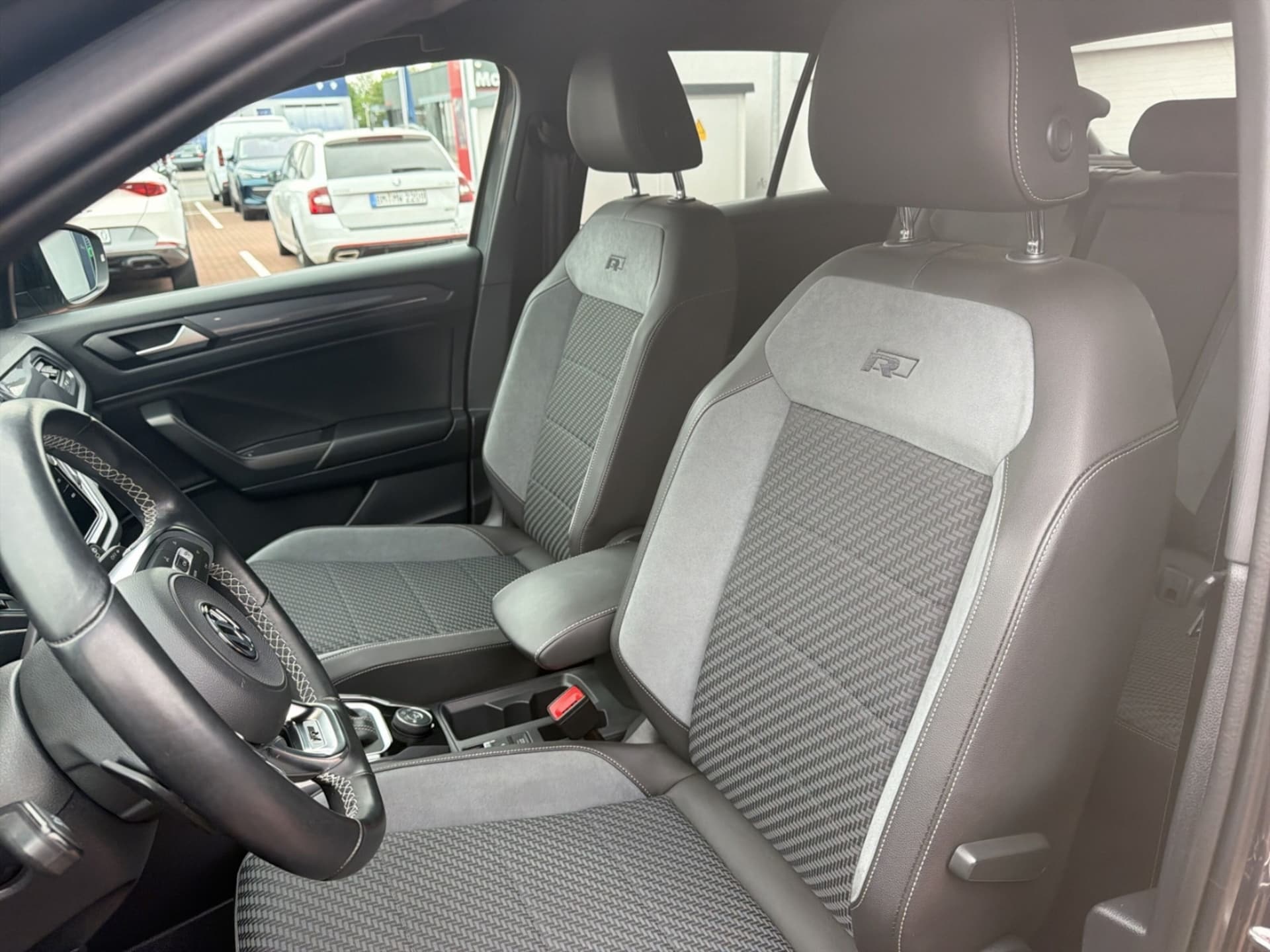 Volkswagen T-Roc Sport
