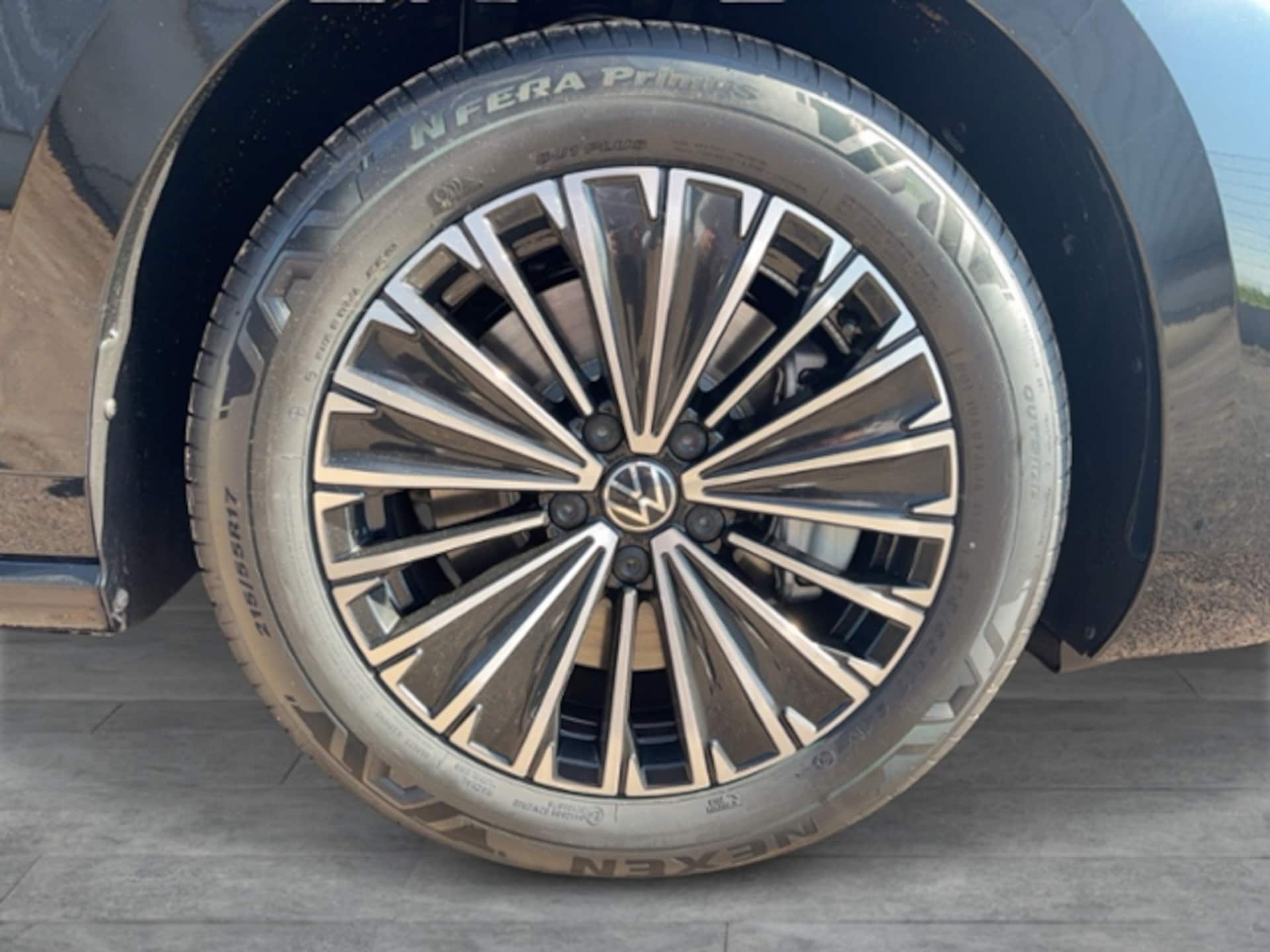 Volkswagen Passat Elegance