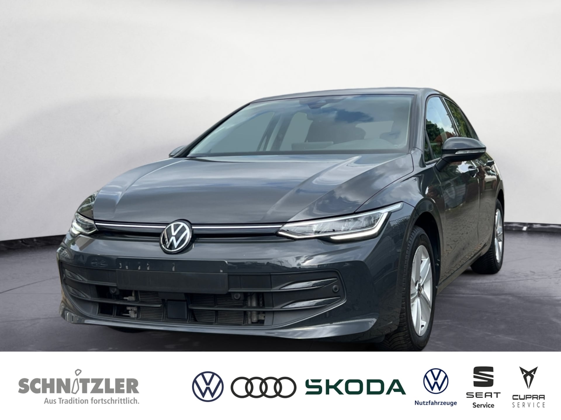 Volkswagen Golf — Volkswagen Golf 1.5 eTSI DSG Life LED/KAMERA/KEYLESS/ACC/APP+++