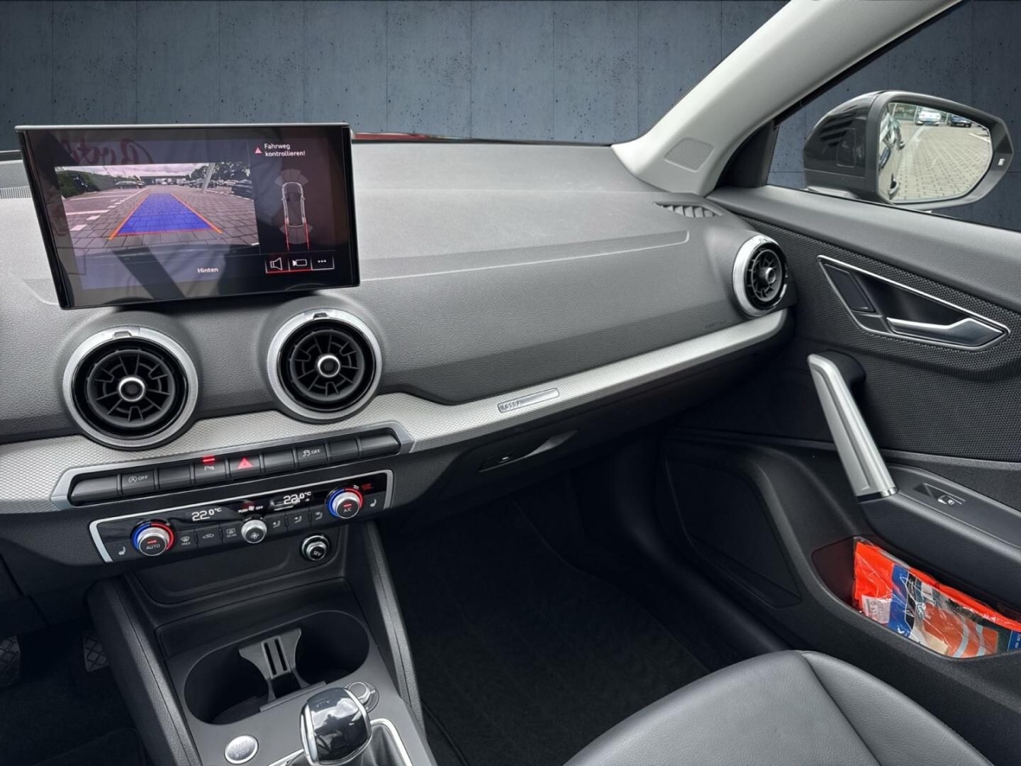 Bild über Audi Q2 advanced 35 TFSI S tronic - für weitere Informationen kontaktieren Sie den Audi Partner