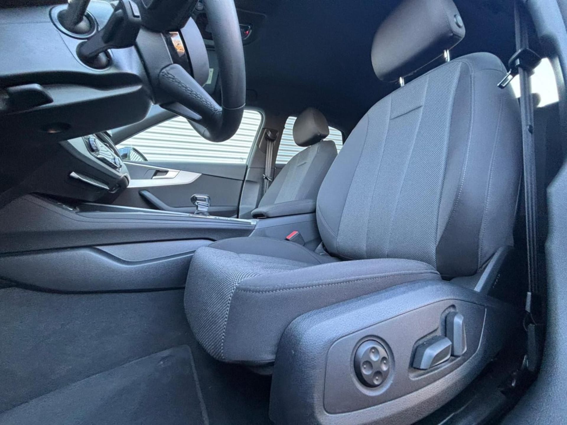 Audi A4 Limousine Advanced