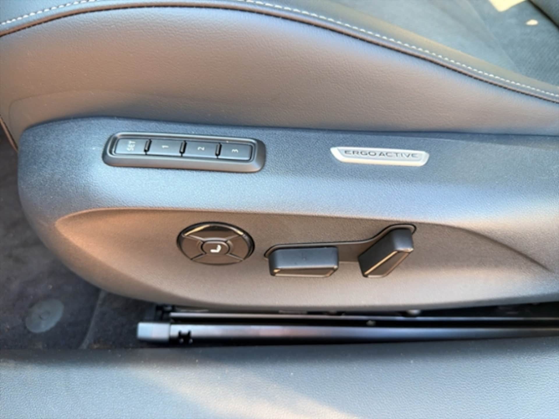 Volkswagen Passat Elegance
