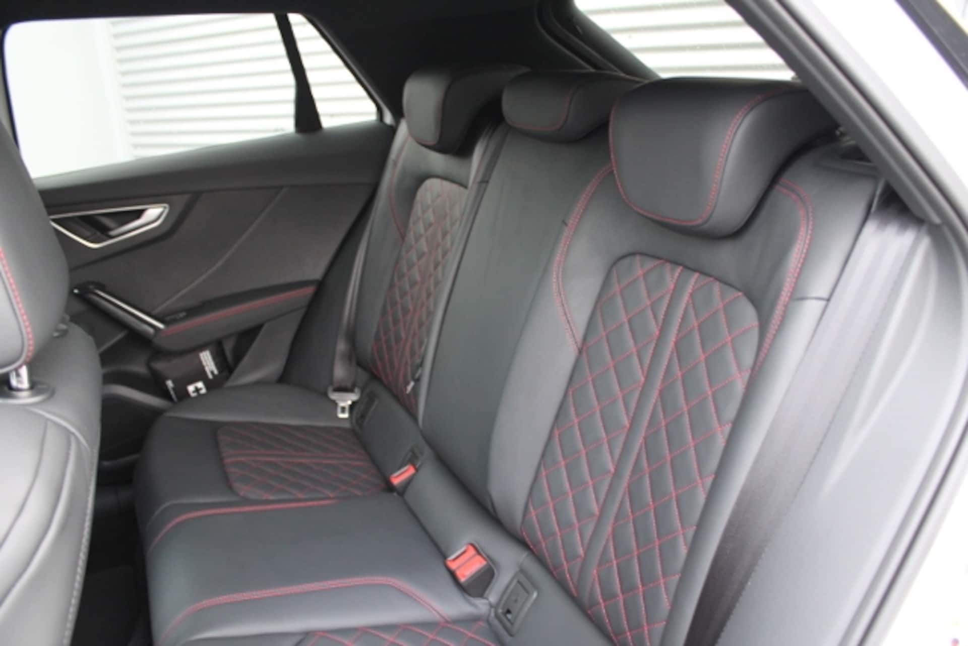 Audi Q2 S line