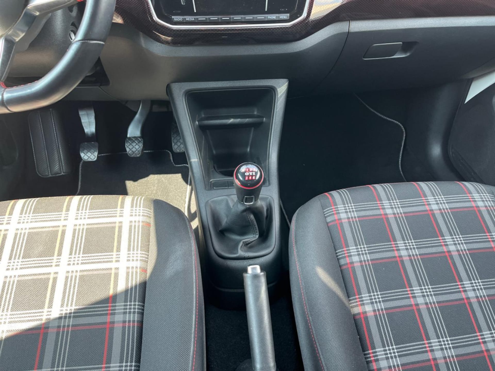 Volkswagen up! GTI