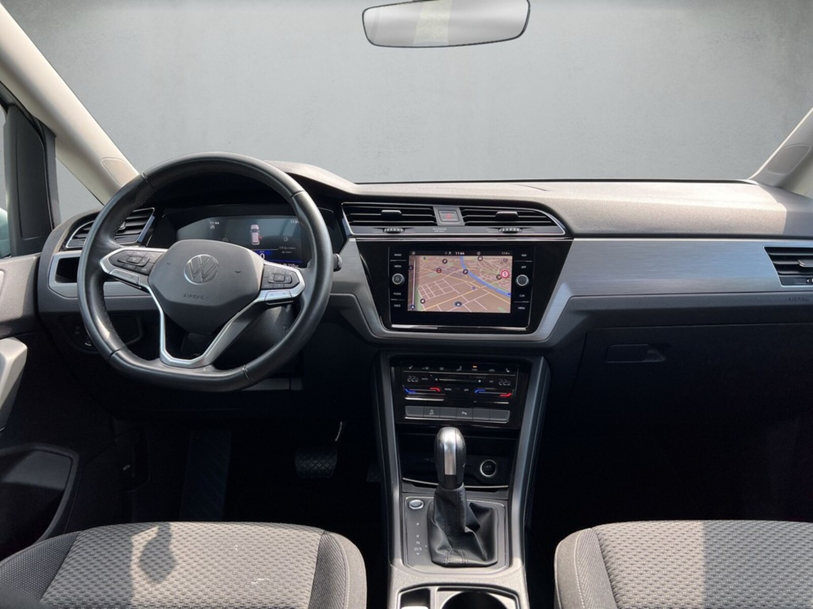 Volkswagen Touran – Bild 8