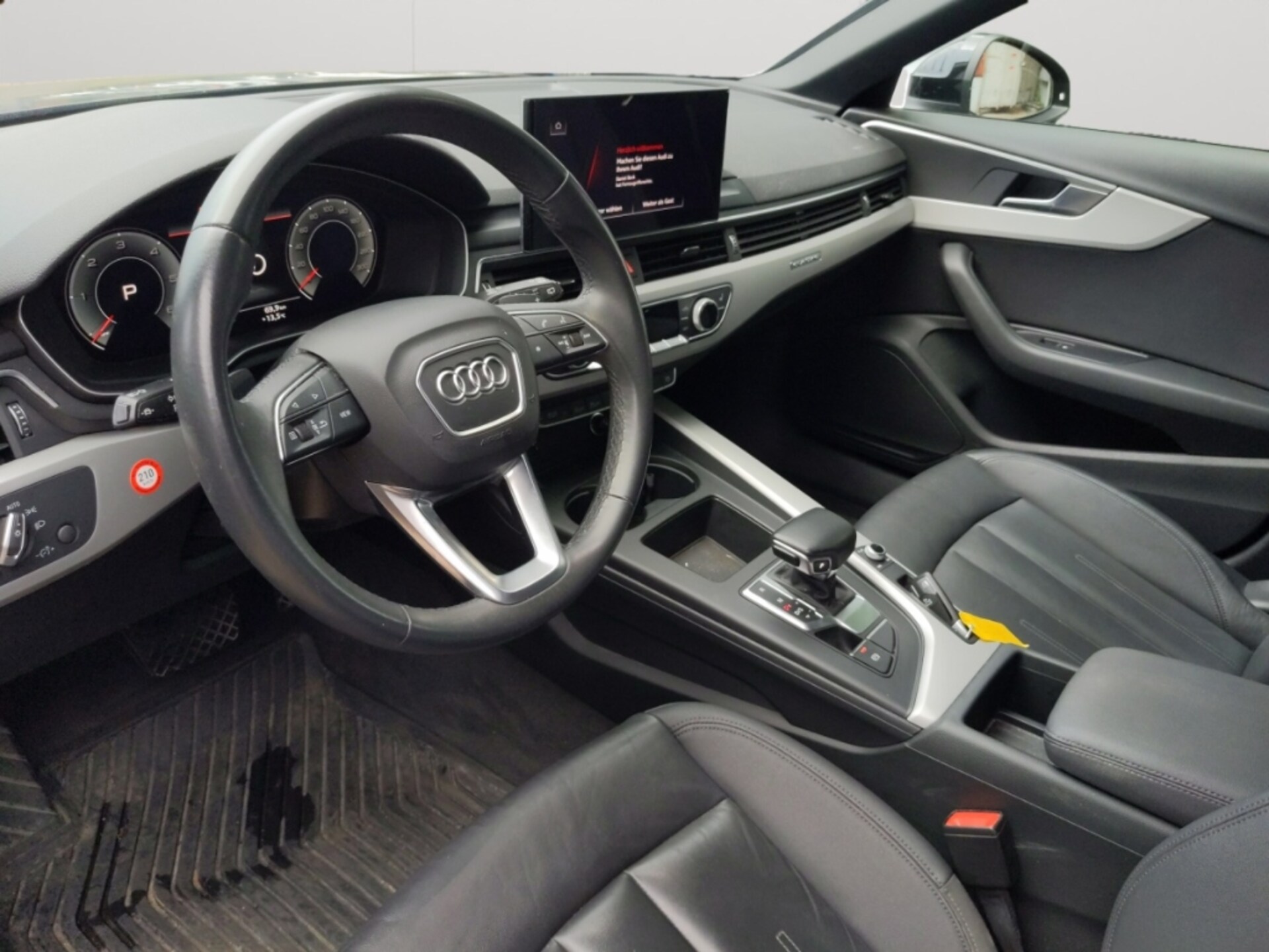 Audi A4 Avant Advanced