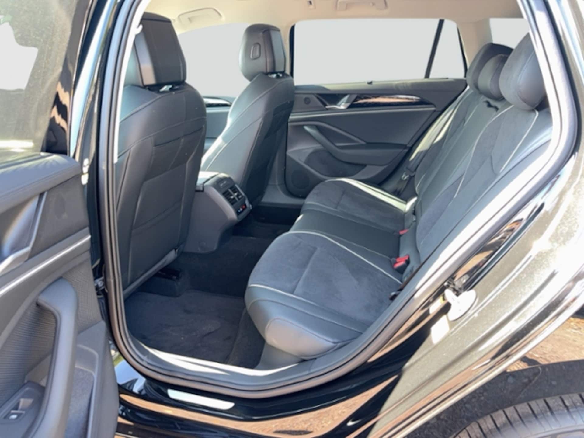 Volkswagen Passat Elegance