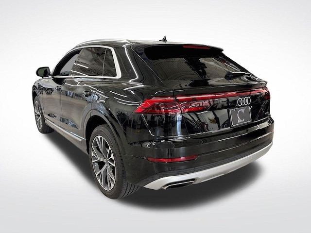 2025 Audi Q8