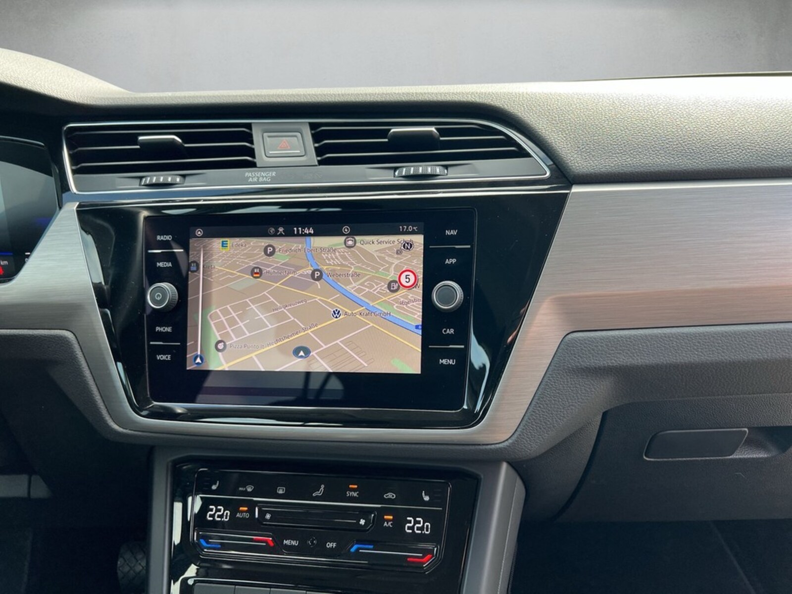 Volkswagen Touran – Bild 11