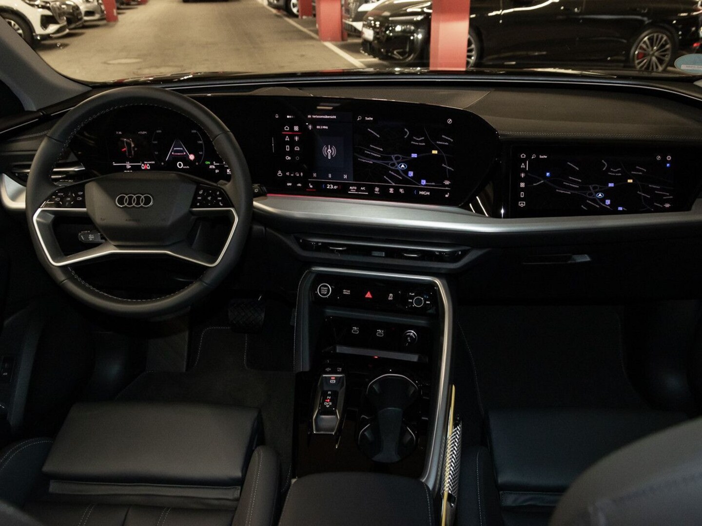 Bild über Audi Q5 SUV TDI quattro 150 kW S tronic - für weitere Informationen kontaktieren Sie den Audi Partner