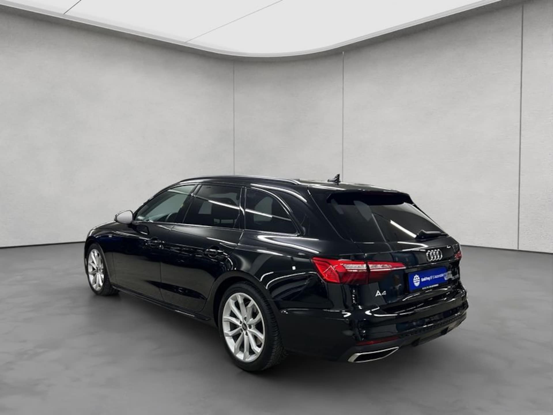 Audi A4 Avant S line
