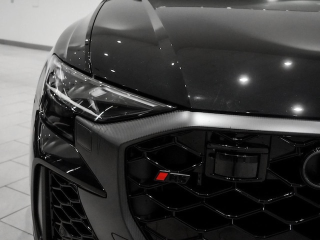 2026 Audi RS Q8 SUV performance