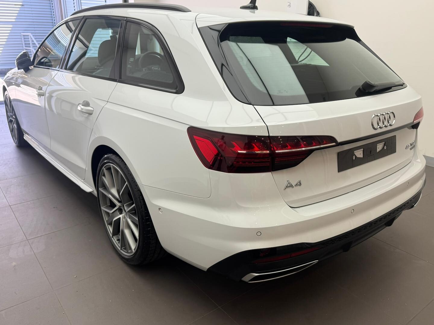 Image about Audi A4 Avant S line 45 TFSI quattro S tronic
