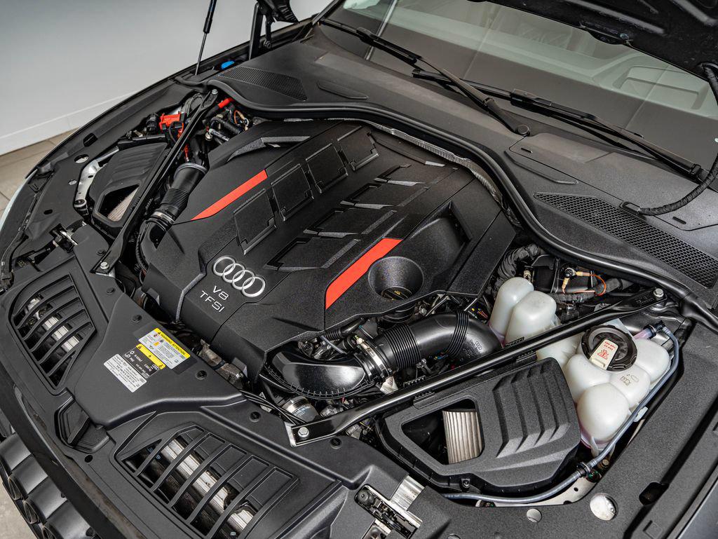 2022 Audi S8 Base - Photo 41