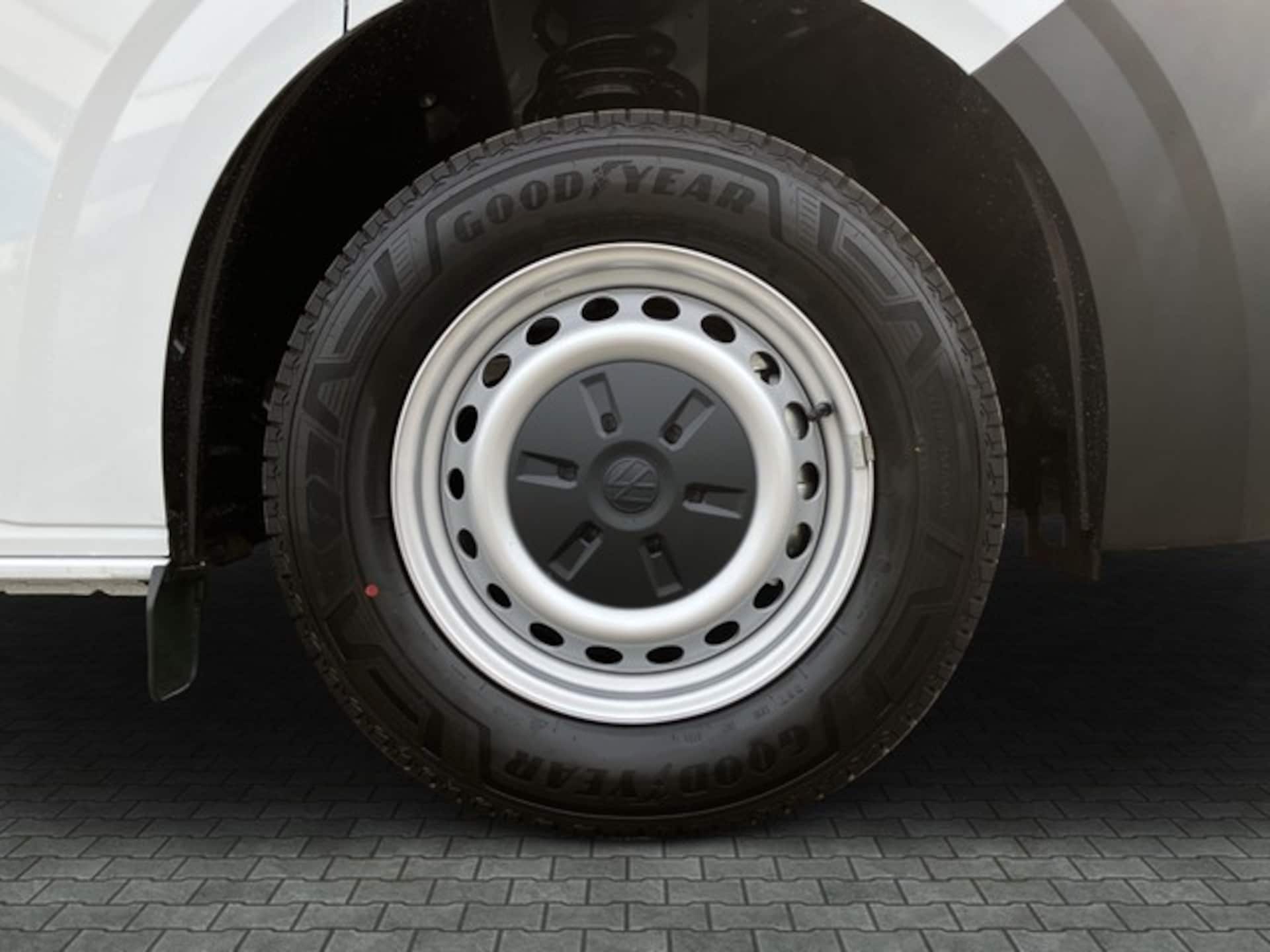Volkswagen Transporter Kasten kurzer Radstand