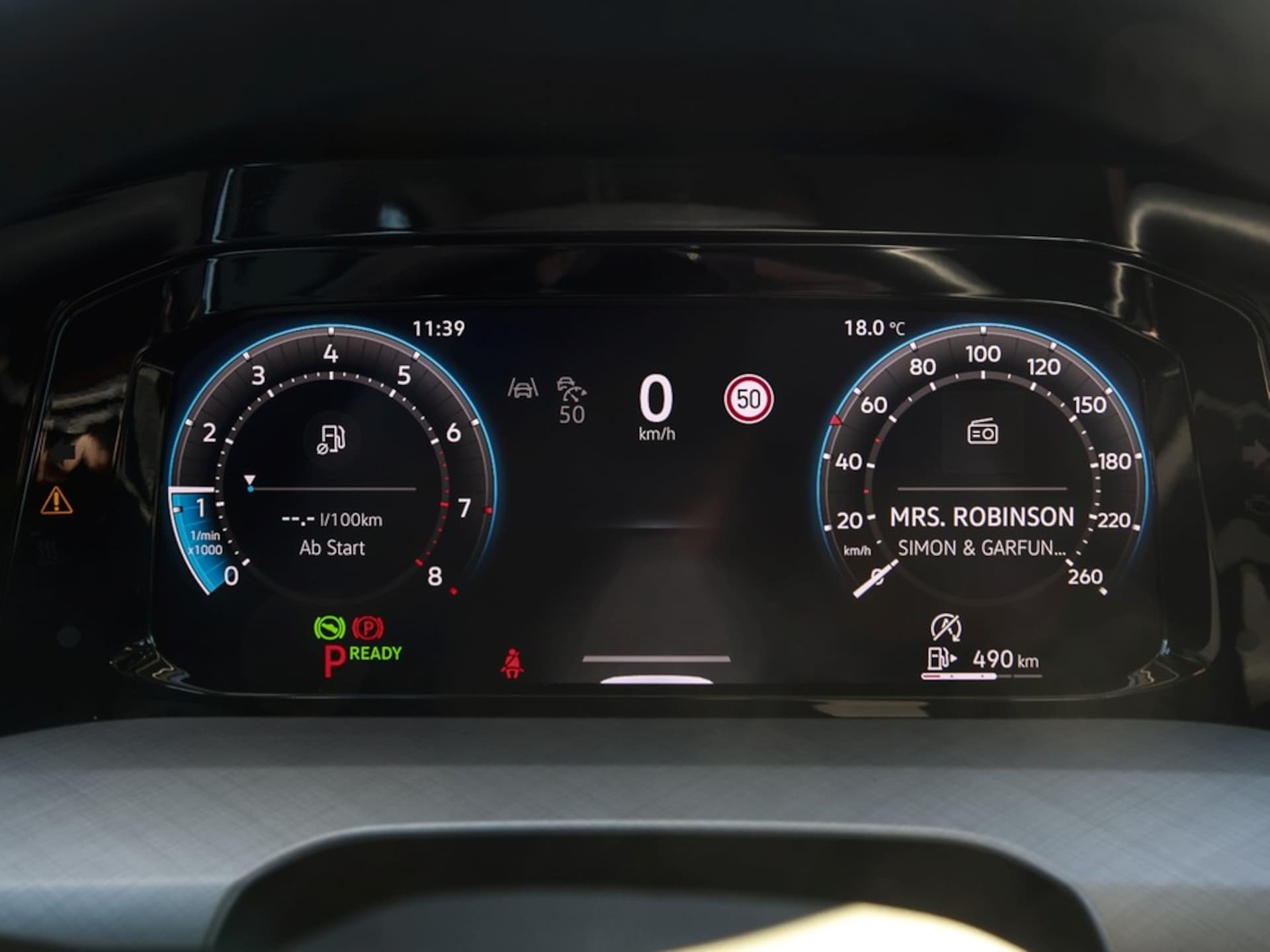 Volkswagen Golf Life