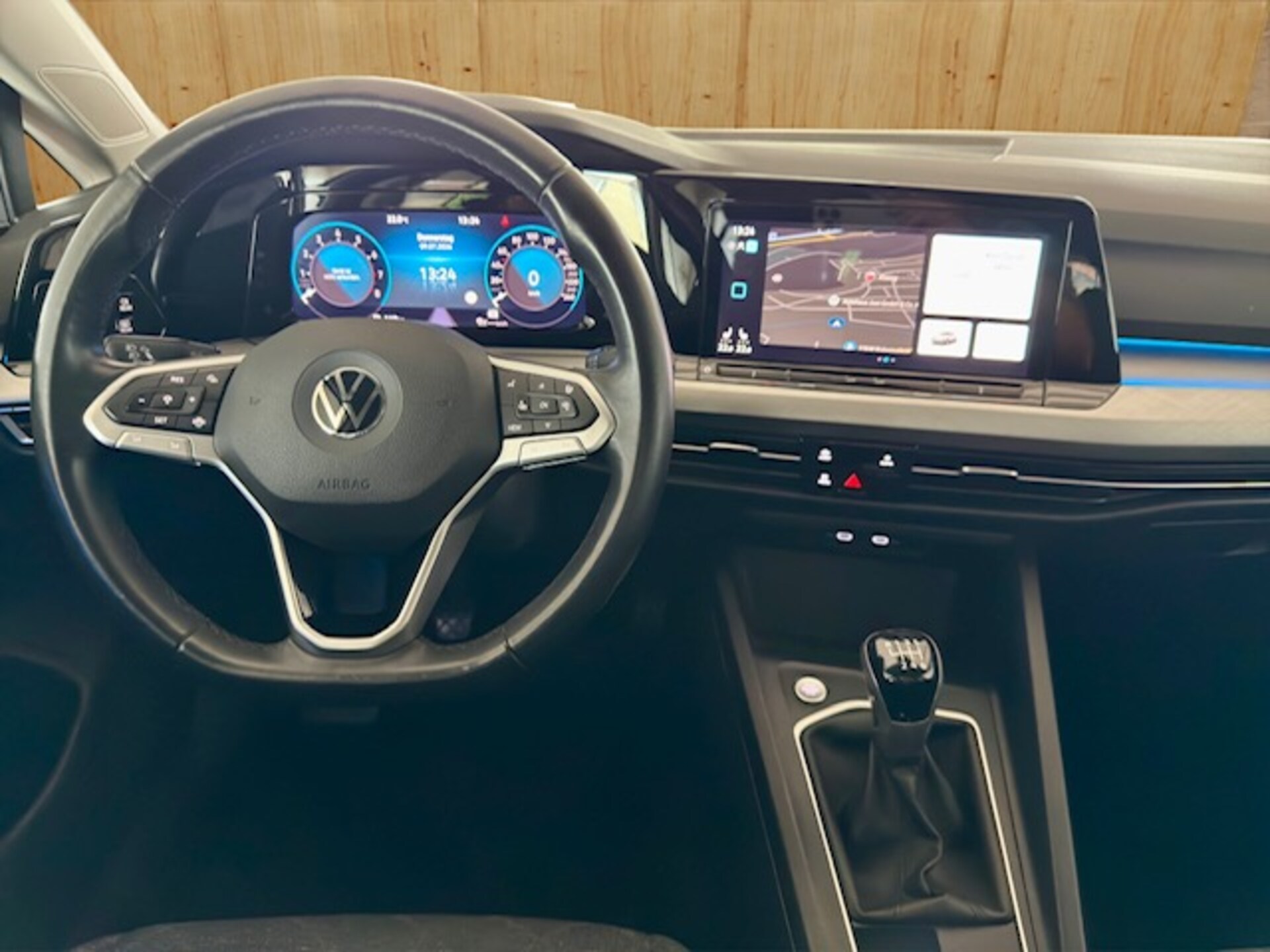 Volkswagen Golf Life