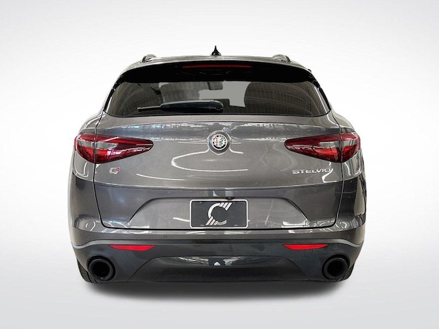 2023 Alfa Romeo Stelvio