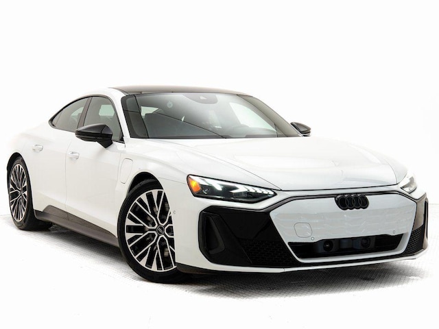 Photo of 2026 Audi S e-tron GT 
