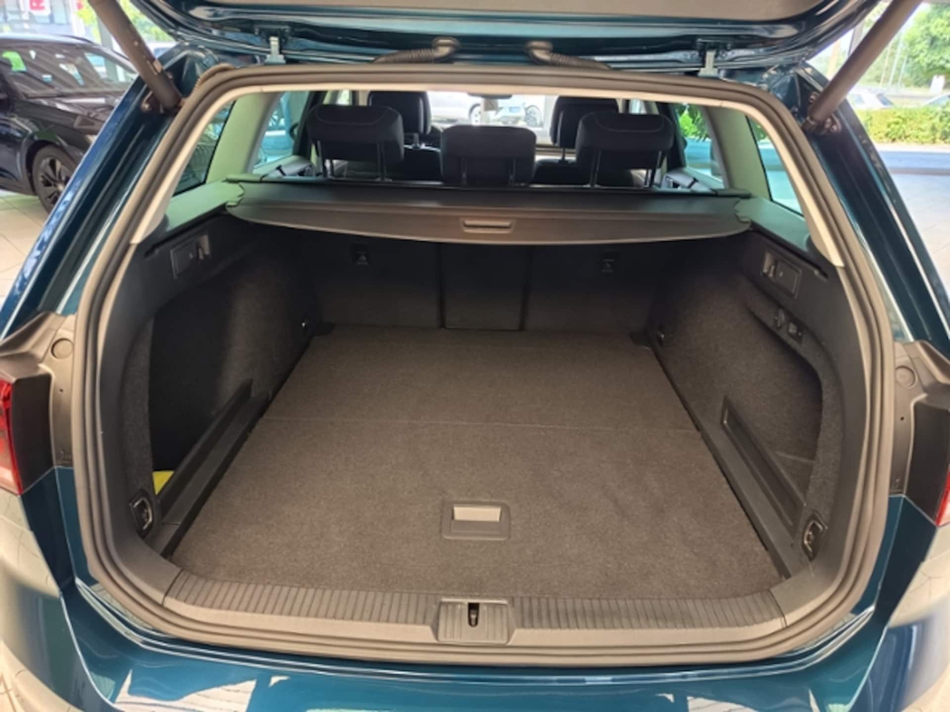 Volkswagen Passat Variant Business