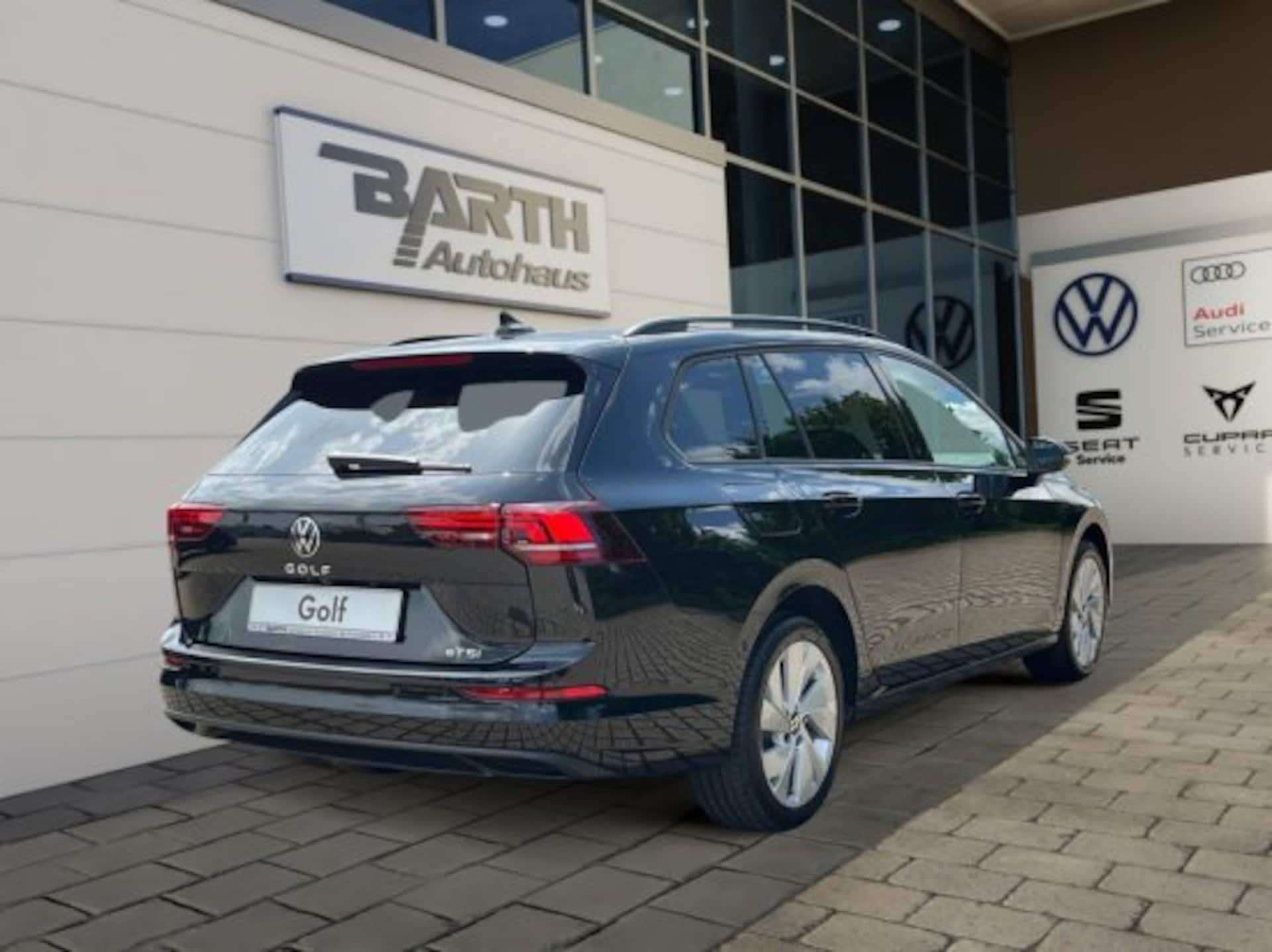 Volkswagen Golf Variant Life