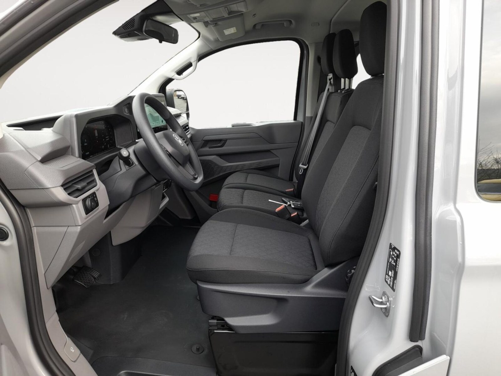 Volkswagen Transporter Kombi kurzer Radstand – Bild 7