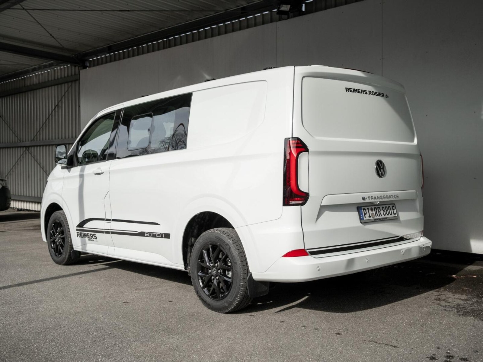 Volkswagen Transporter Pritschenwagen Doppelkabine – Bild 4