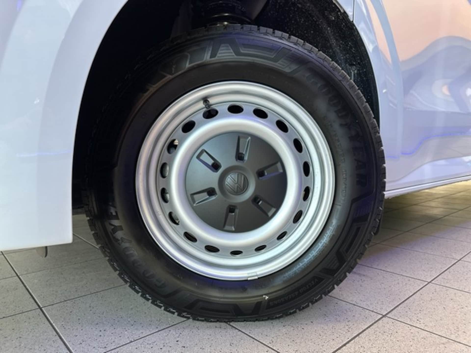 Volkswagen Transporter Kasten kurzer Radstand