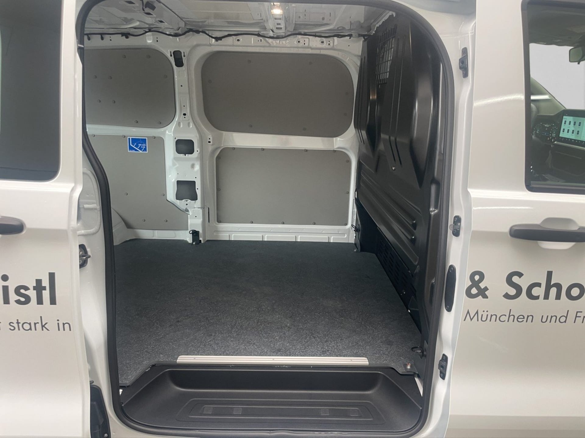 Volkswagen Transporter Kasten langer Radstand