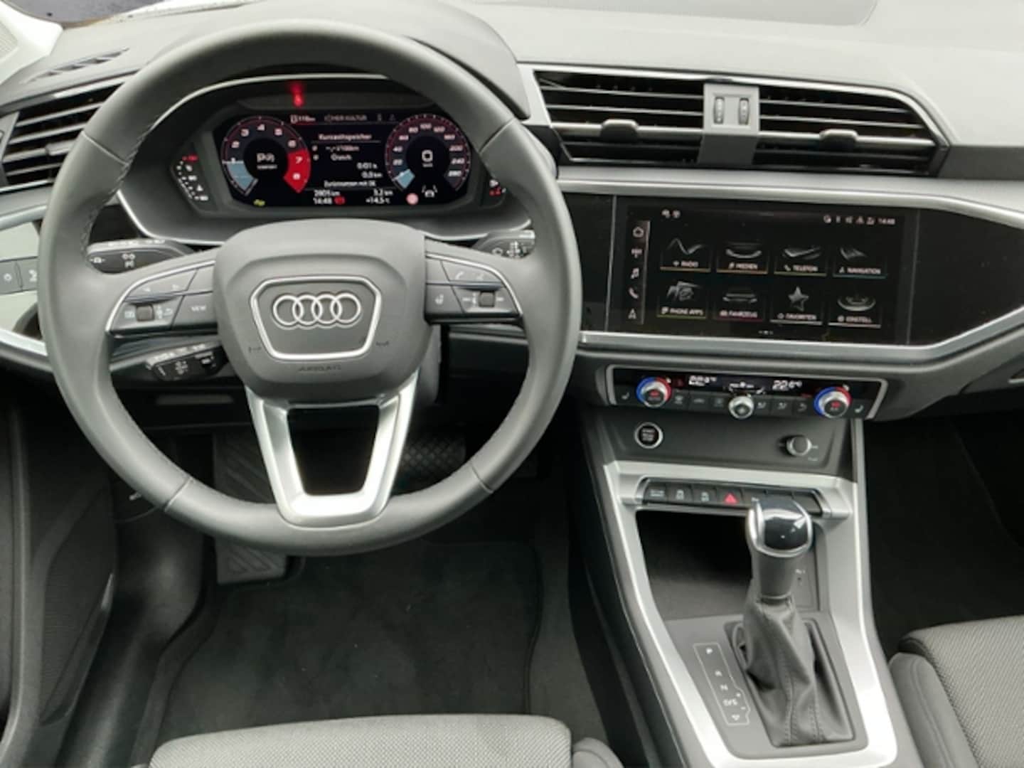 Bild über Audi Q3 Sportback TFSI 110 kW S tronic - für weitere Informationen kontaktieren Sie den Audi Partner
