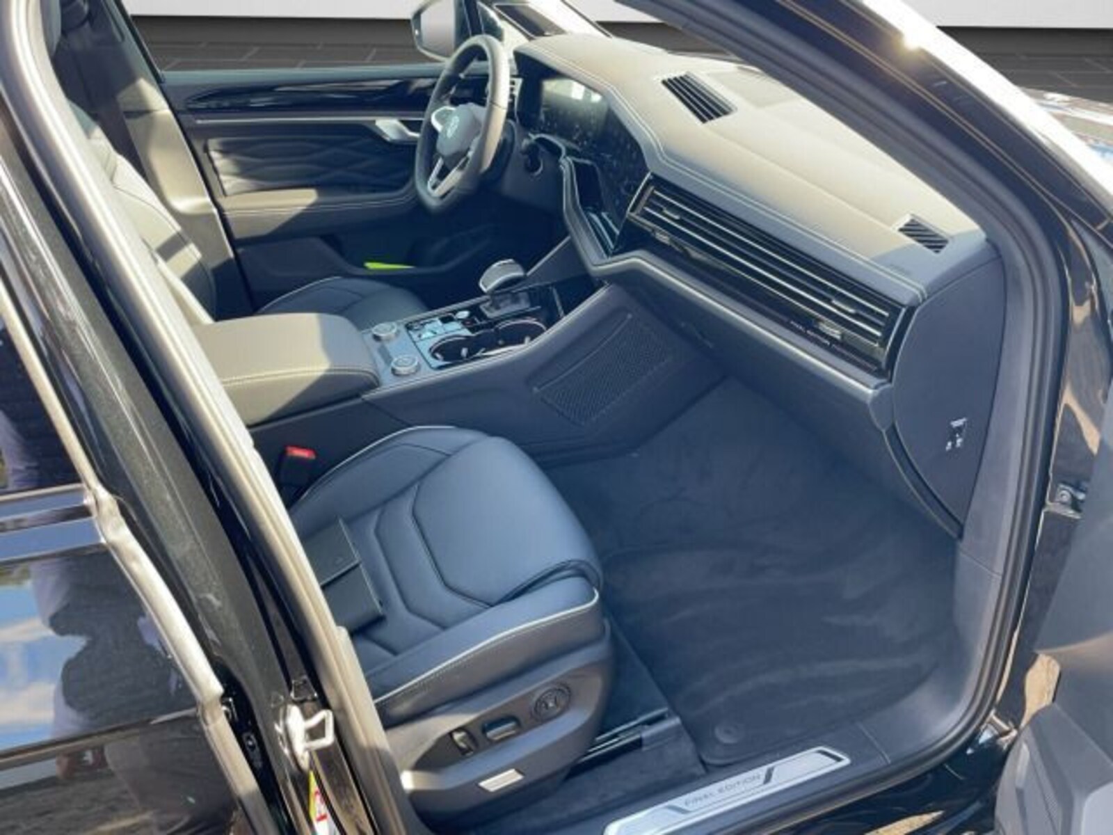Volkswagen Touareg – Bild 11
