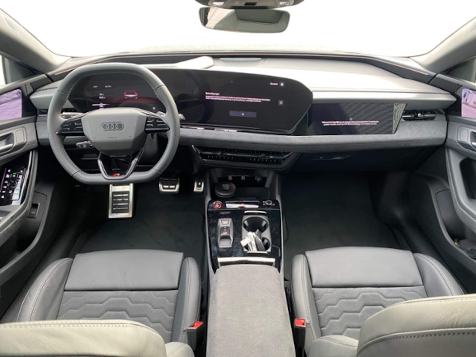 Audi A6 Avant e-tron edition one