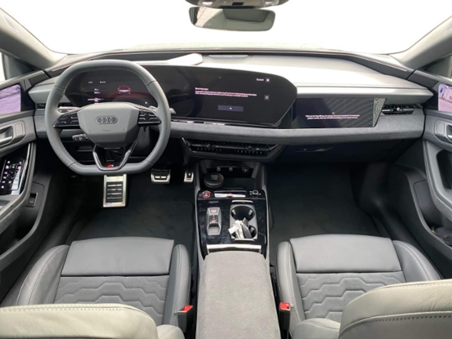 Bild über Audi A6 Avant e-tron e-tron performance - für weitere Informationen kontaktieren Sie den Audi Partner