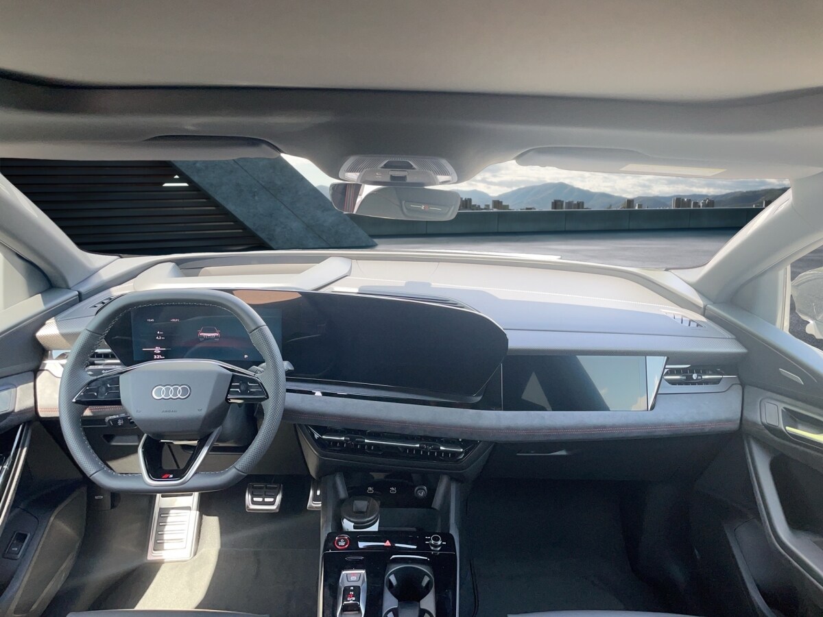 Image about Audi SQ6 Sportback e-tron e-tron
