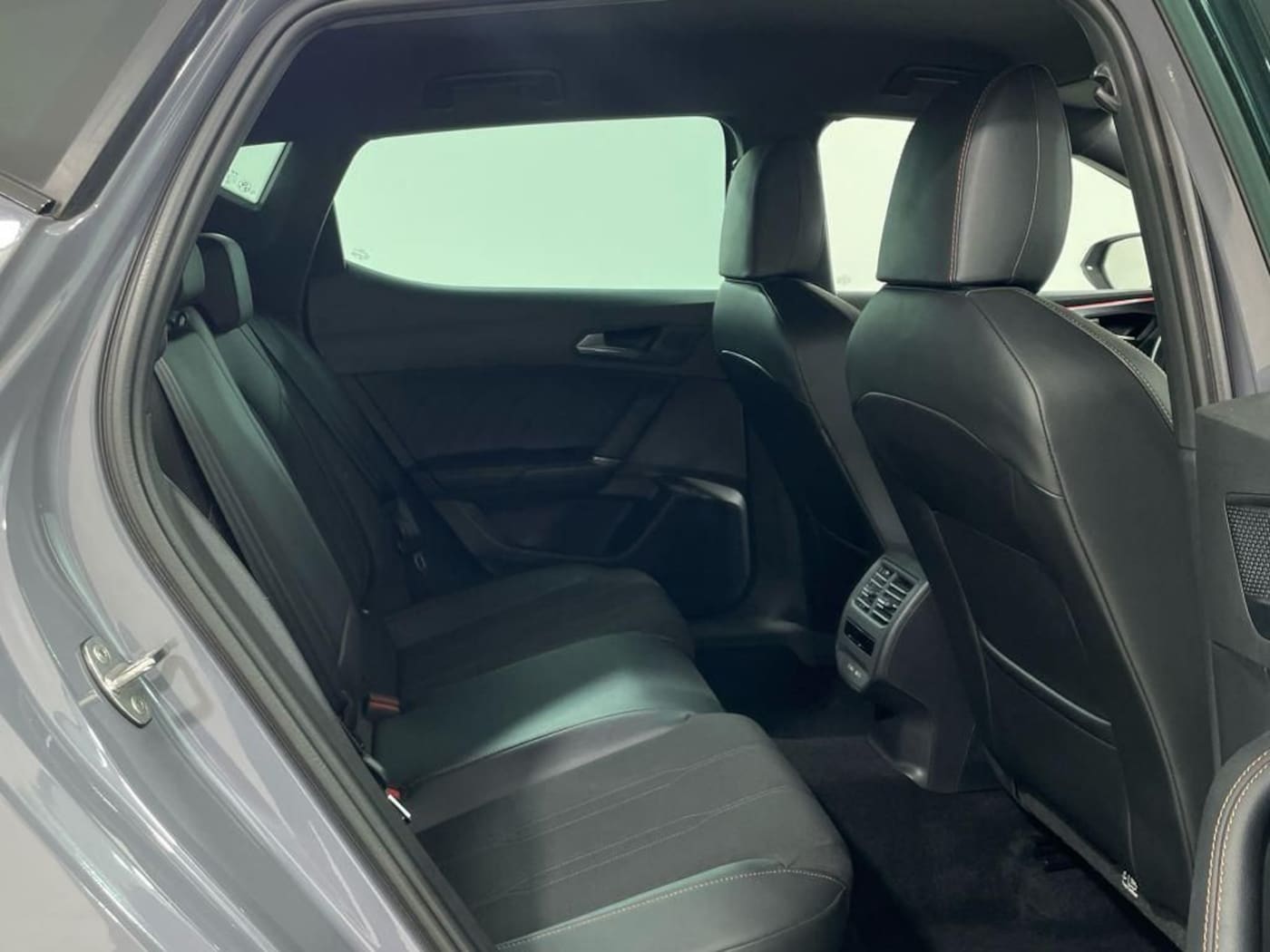 CUPRA Leon León 1.5 eTSI DSG 110 kW (150 CV) — photo 7