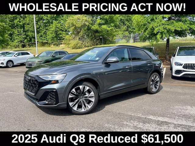 Photo of 2025 Audi Q8