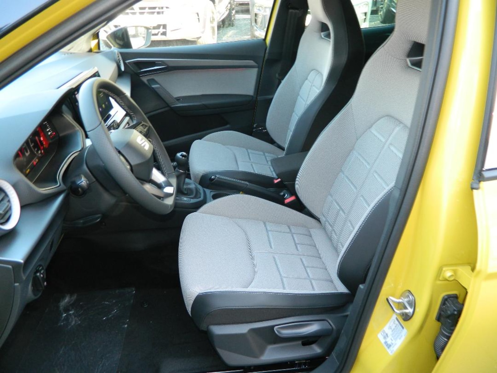 SEAT Arona – Bild 11
