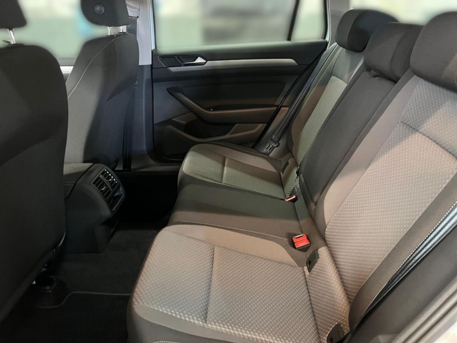 Volkswagen Passat Variant – Bild 12