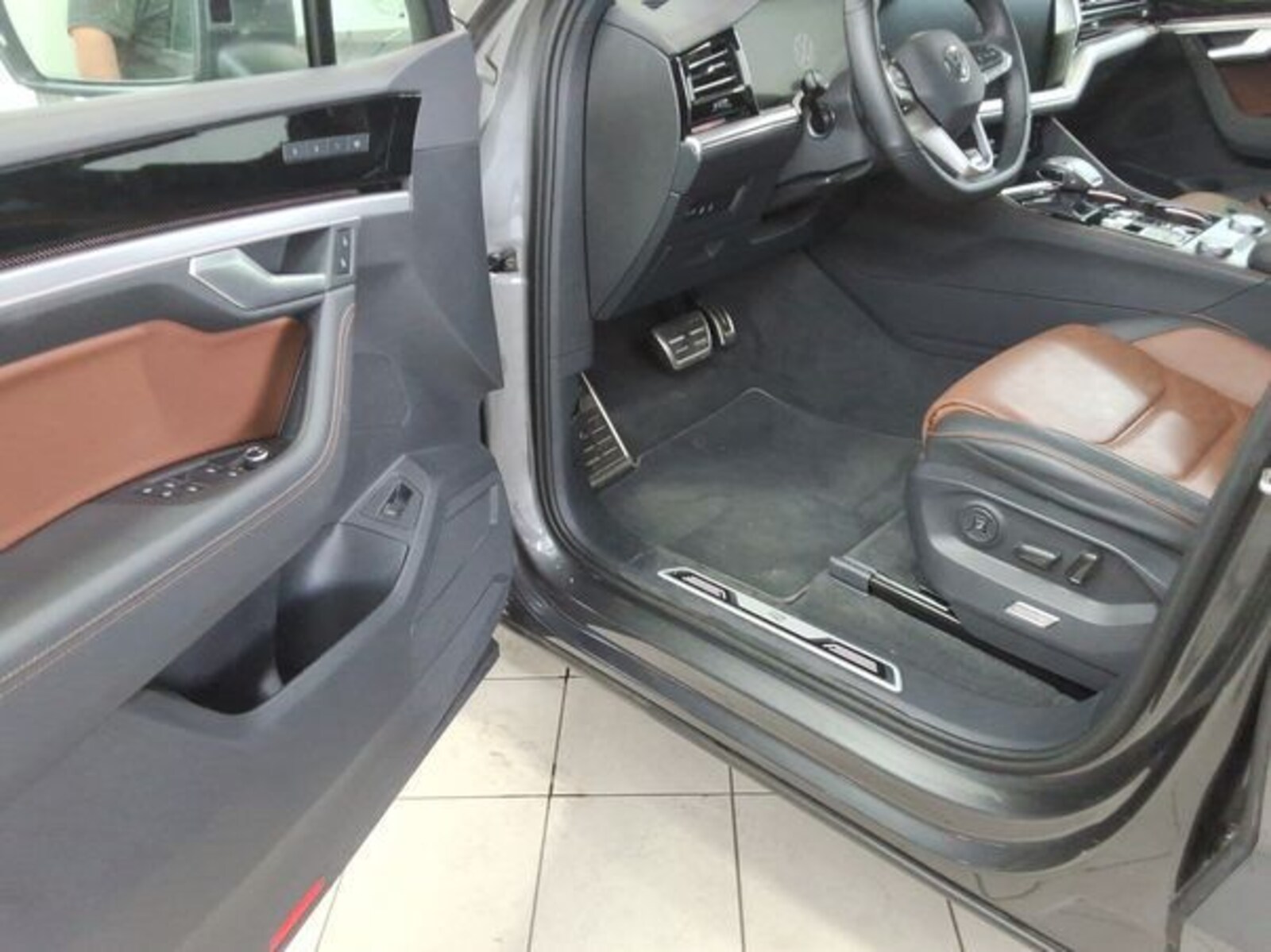 Volkswagen Touareg – Bild 6