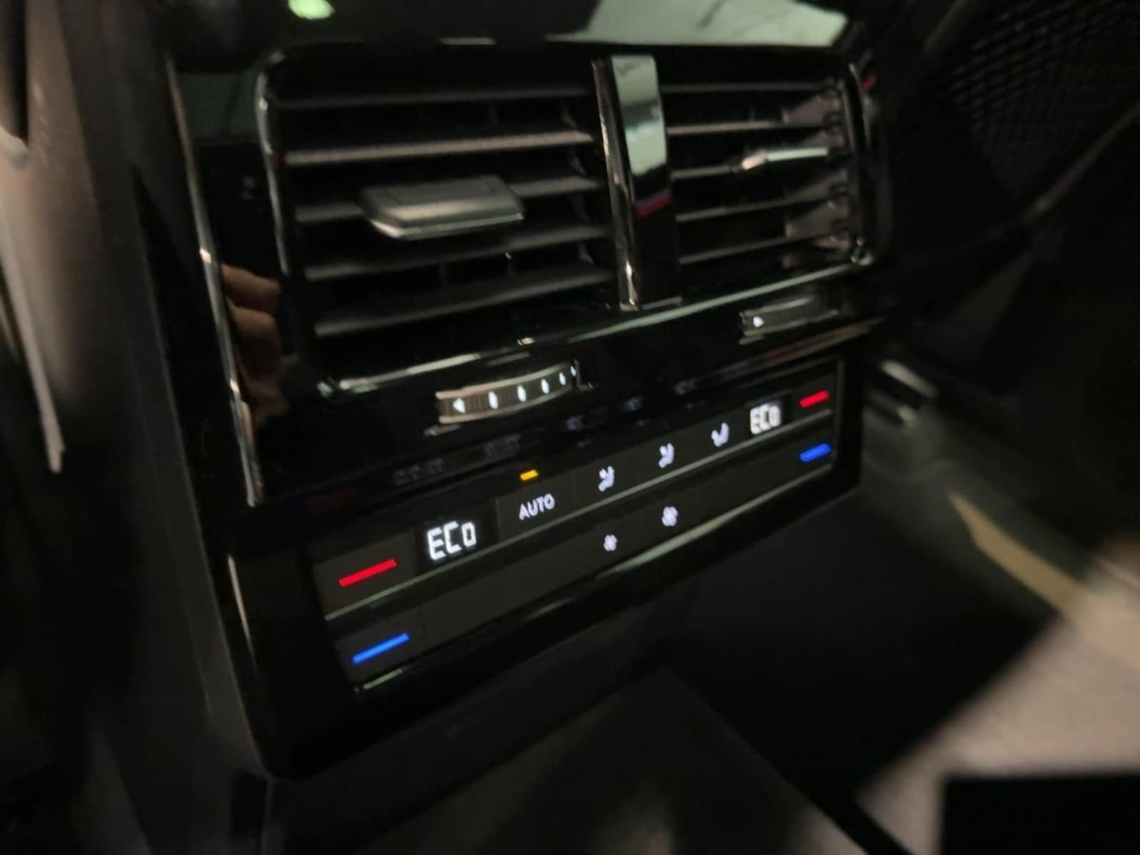 Volkswagen Touareg – Bild 14