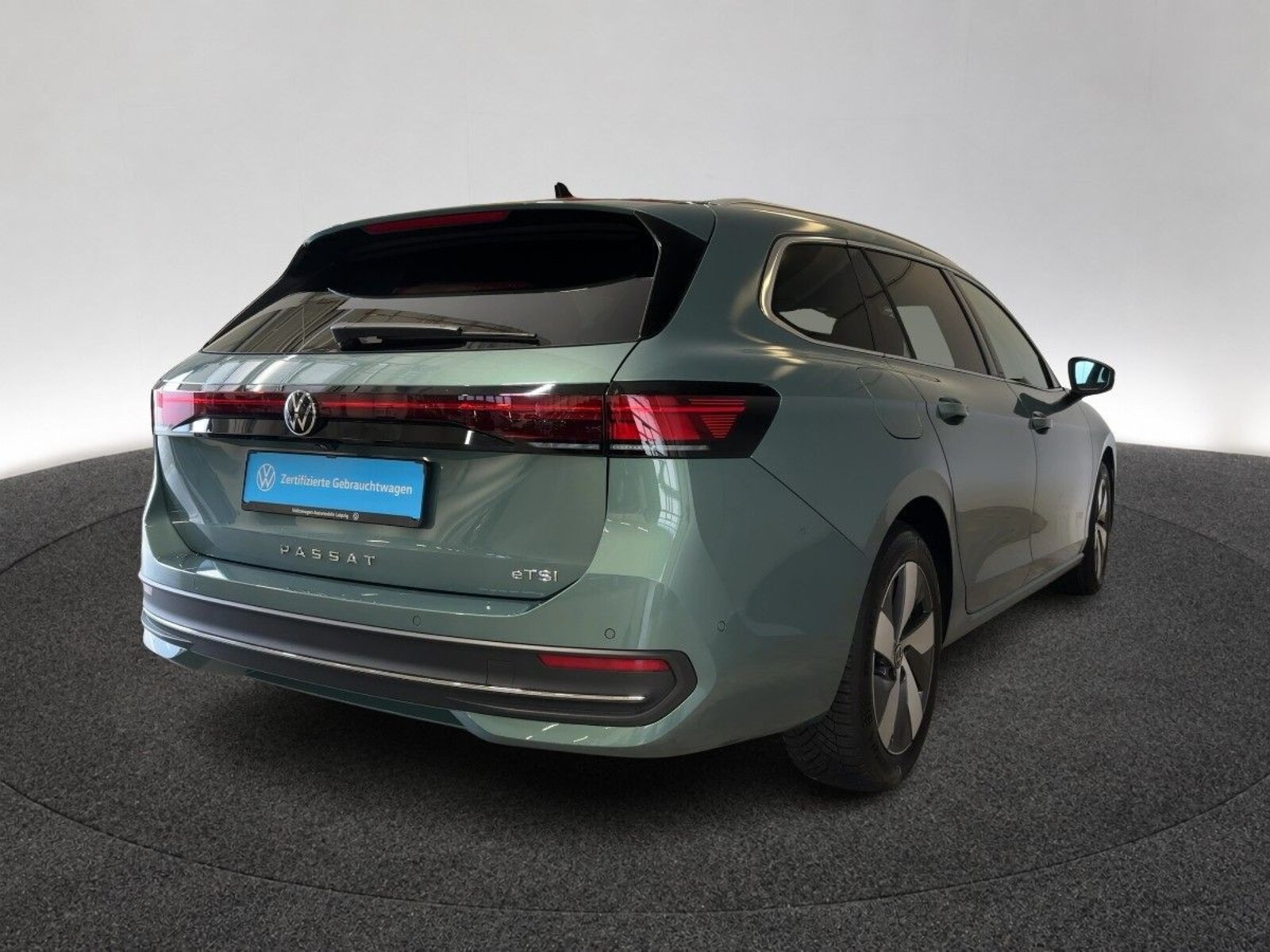 Volkswagen Passat – Bild 3