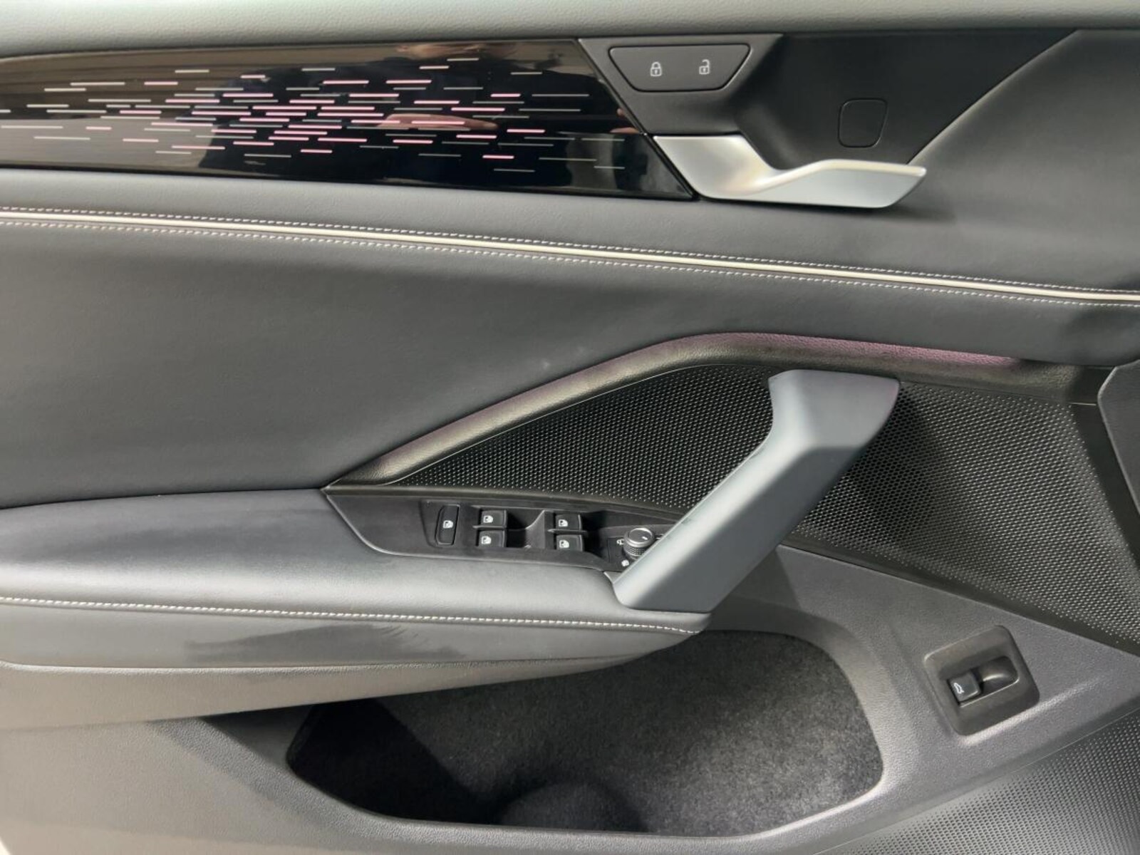 Volkswagen Tiguan – Bild 7
