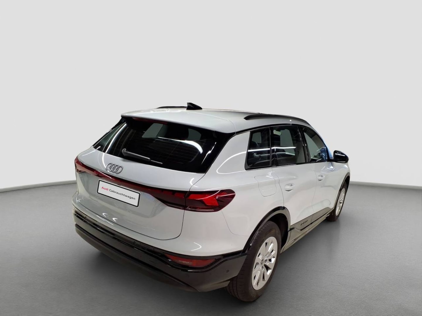 Bild über Audi Q6 SUV e-tron e-tron 185 kW - für weitere Informationen kontaktieren Sie den Audi Partner