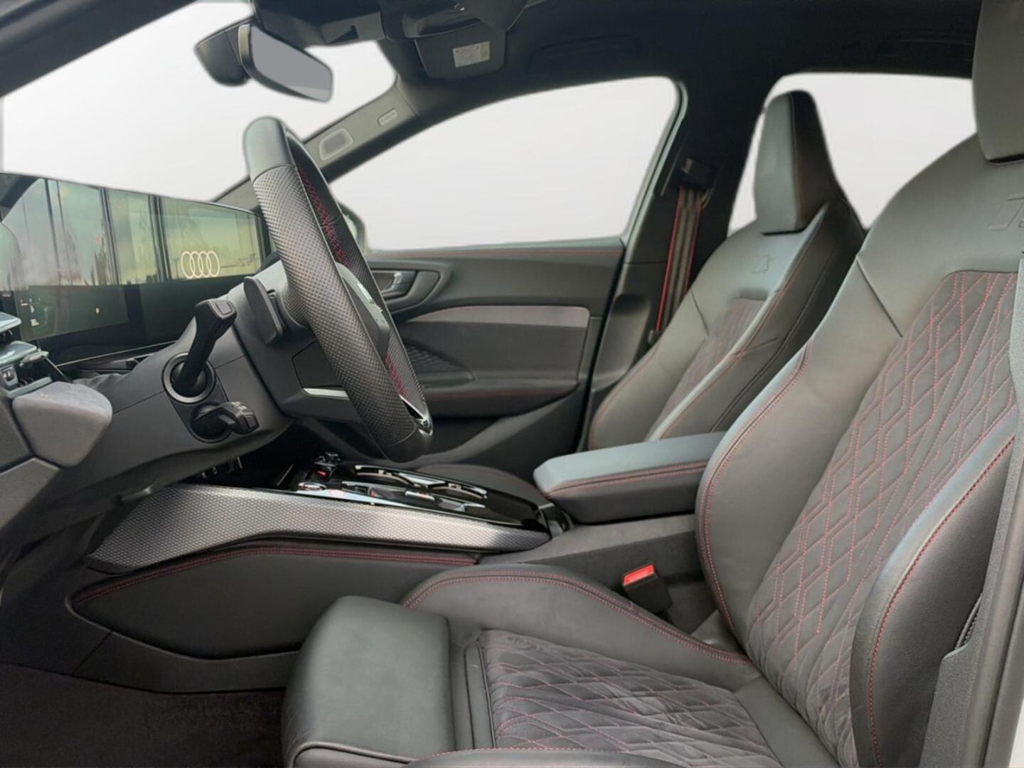 Bild über Audi A5 Avant TFSI 150 kW S tronic - für weitere Informationen kontaktieren Sie den Audi Partner