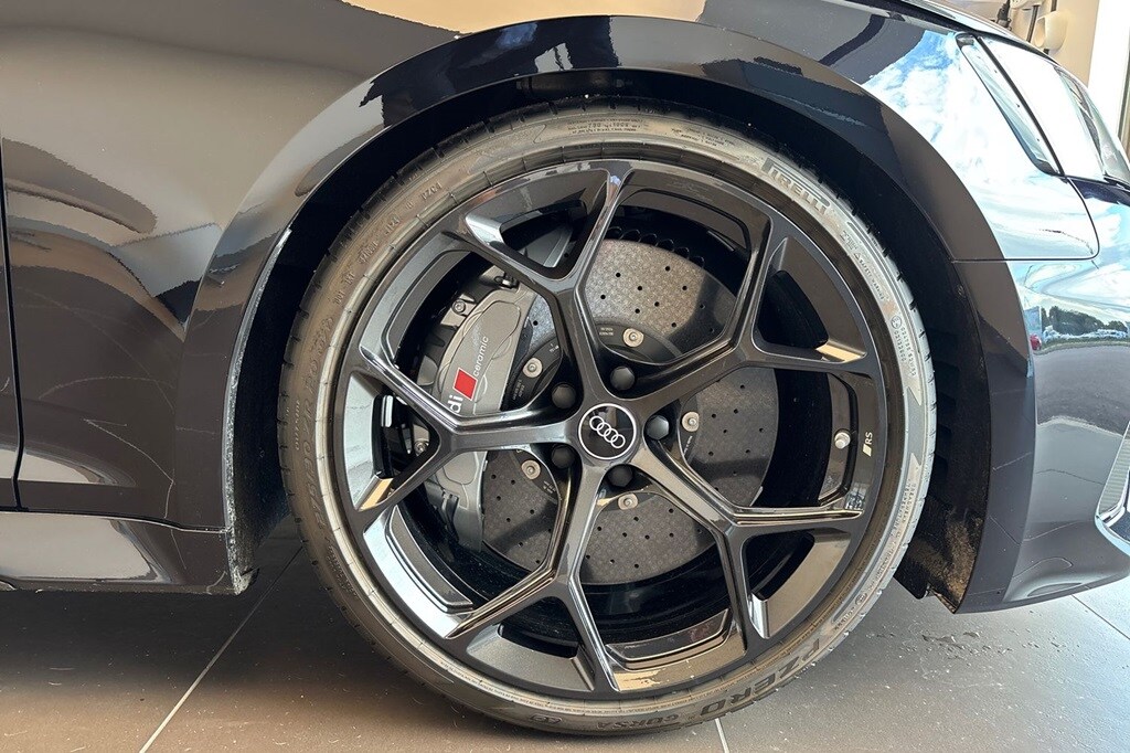 Bild som visar&nbsp;Audi RS 5 Sportback&nbsp;RS 5 Sportback 470 hk tiptronic - för mer information kontakta din Audi Partner