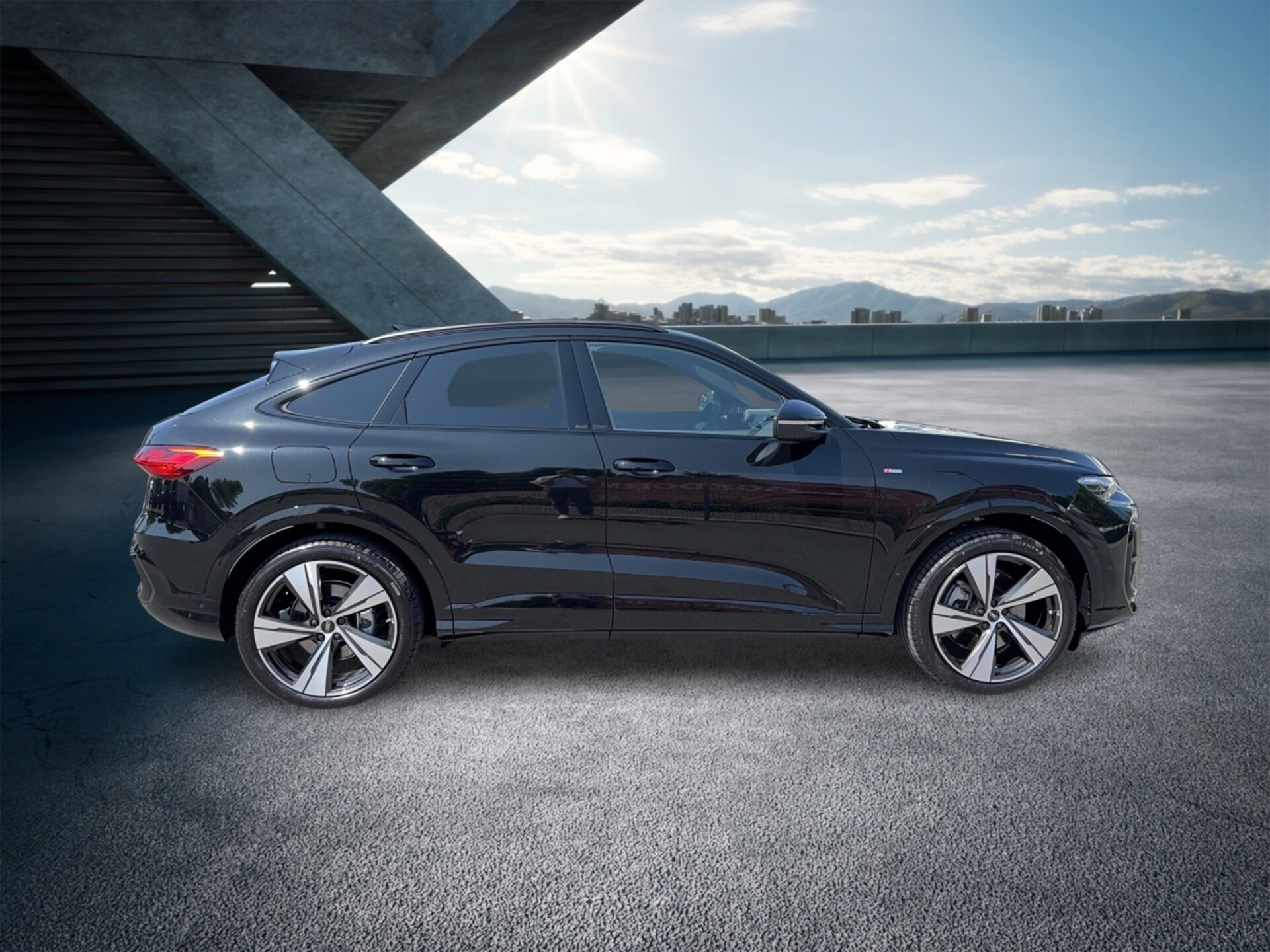 Audi Q5 Sportback edition one