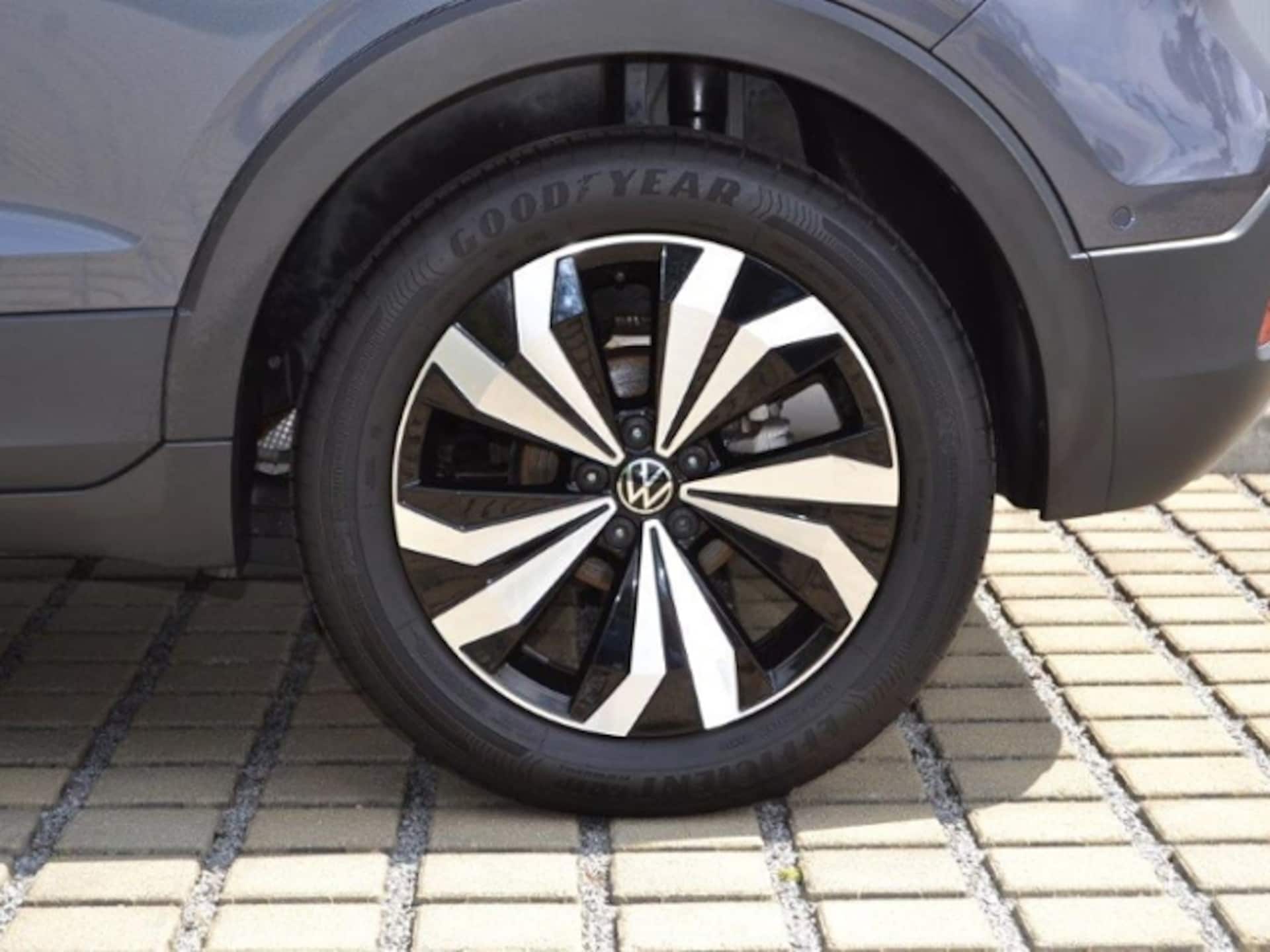 Volkswagen T-Cross Style