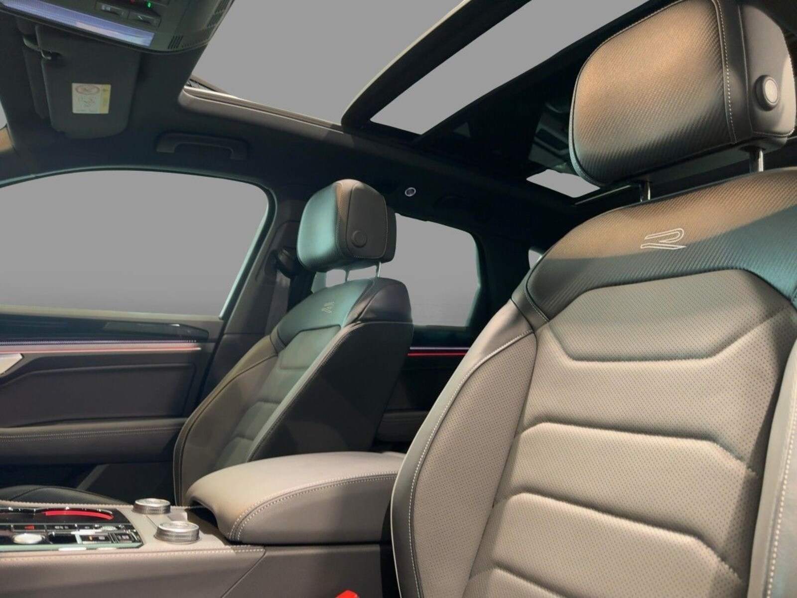 Volkswagen Touareg – Bild 15