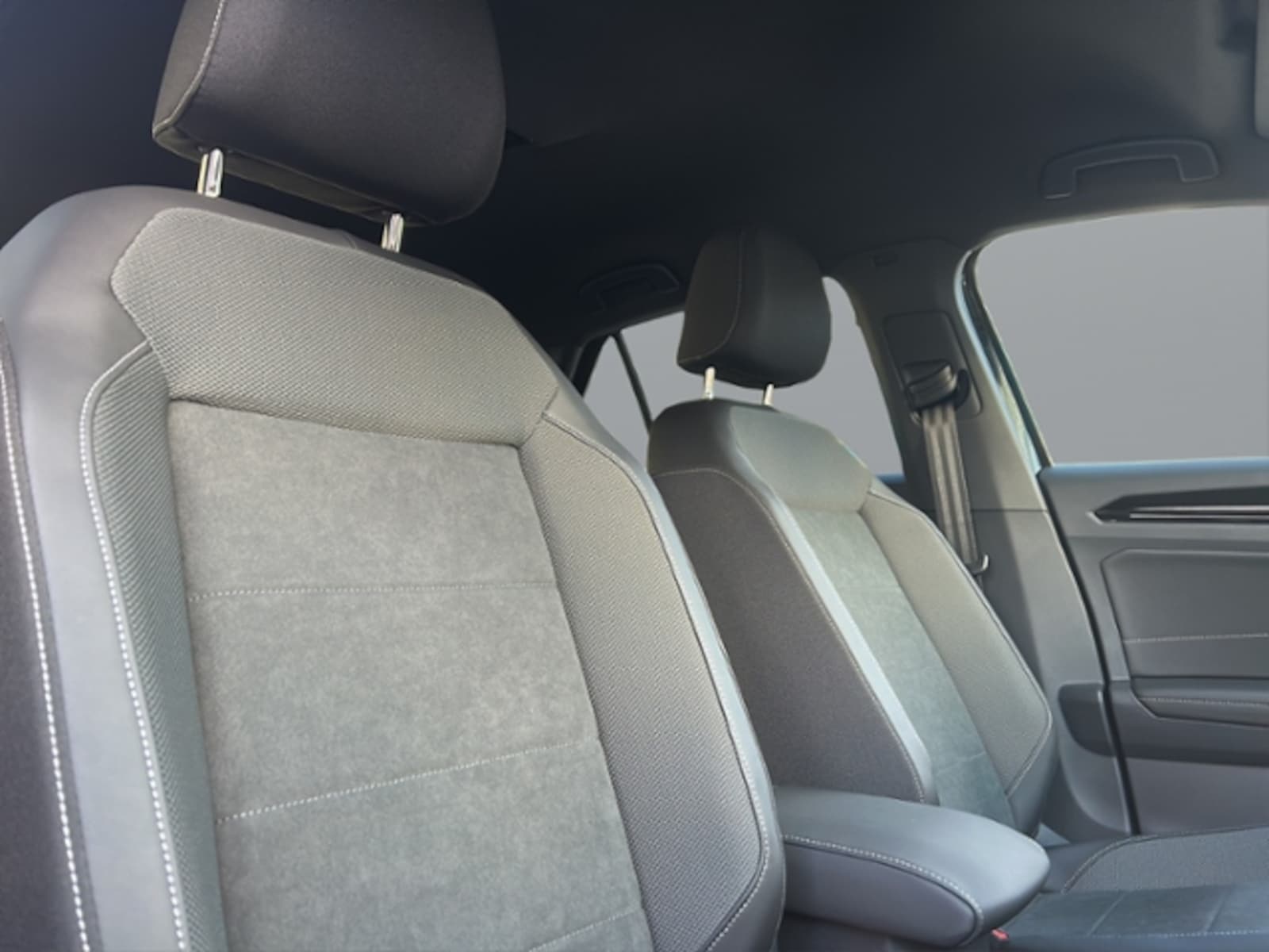 Volkswagen T-Roc – Bild 18